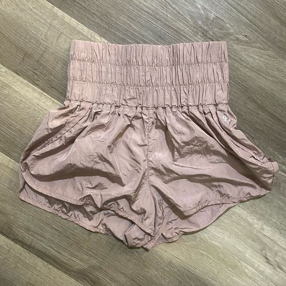 FP Movement By Free People The Way Home Shorts, 2" Mauve High Rise, Size Medium - Picture 5 of 14